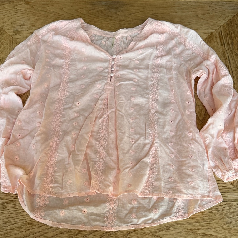 Nine 1 Eight light baby pink peasant blouse